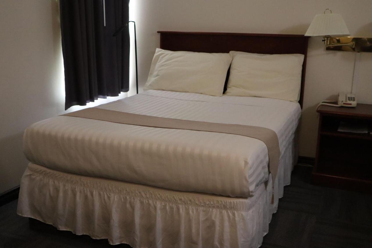 Destination Family Hotel Whitehorse Exterior foto